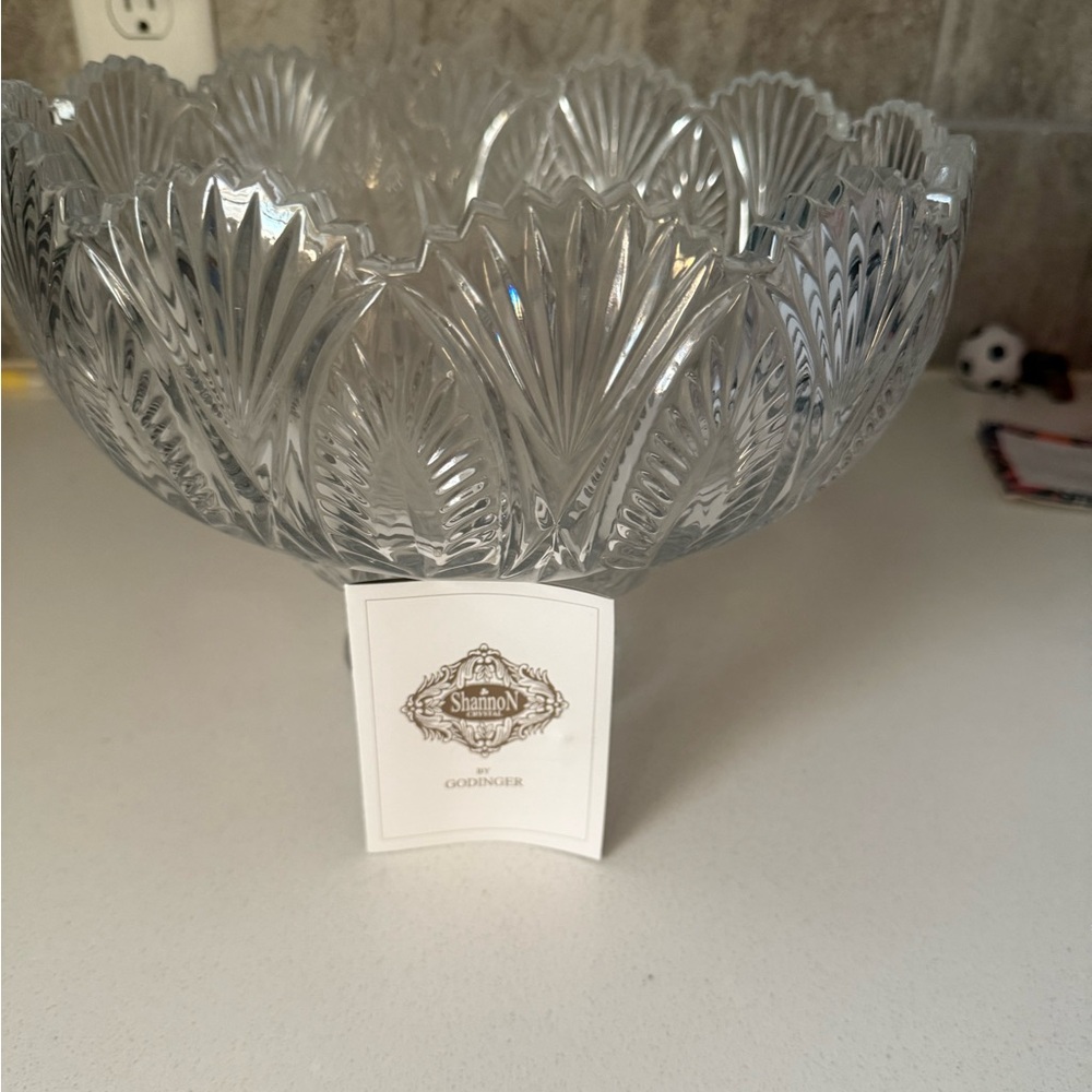 Shannon Crystal by Codinger Coquille 24% Lead Crystal Bowl